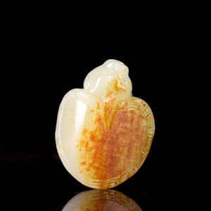 籽料和田白玉龙龟吊坠