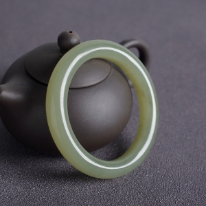 58mm山料和田青玉平安镯