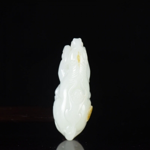 籽料和田白玉马上封侯吊坠