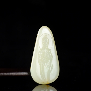 籽料和田白玉观音吊坠