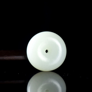 籽料和田白玉平安扣吊坠