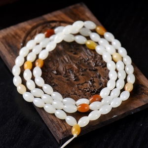 籽料和田白玉米珠项链