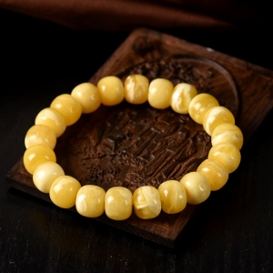 白花蜜蜜蜡老形珠单圈手串