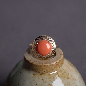 18KMOMO珊瑚圆形戒指