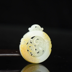 籽料和田白玉龙凤吊坠