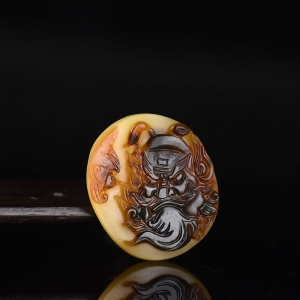 籽料和田玉黄沁钟馗吊坠