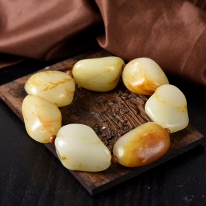 籽料和田玉原石单圈手串