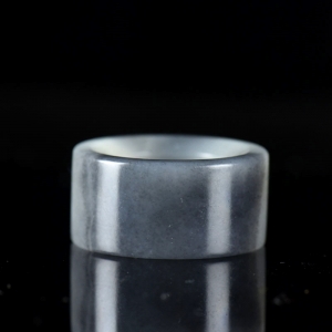 籽料和田玉青花扳指