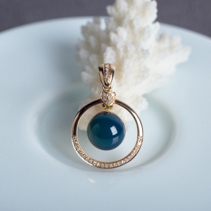 18K天空蓝多米蓝珀吊坠