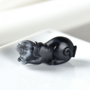 籽料和田玉青花旺财吊坠