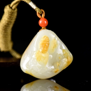 籽料和田白玉观音吊坠