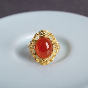 18K冰红南红戒指