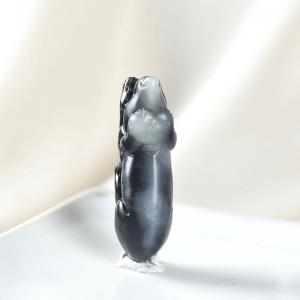 籽料和田玉青花旺财吊坠