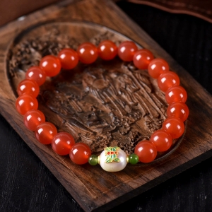 8.5mm冰红南红单圈手串