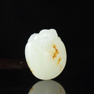 籽料和田白玉龙龟吊坠