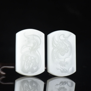 籽料和田白玉龙凤吊坠（二件）