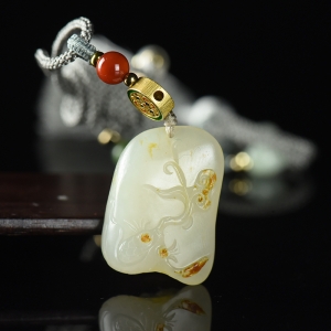 籽料和田白玉金玉满堂吊坠