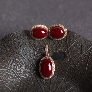 18K阿卡牛血红珊瑚吊坠/耳钉套装