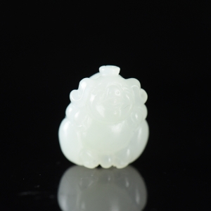 籽料和田白玉福猪吊坠