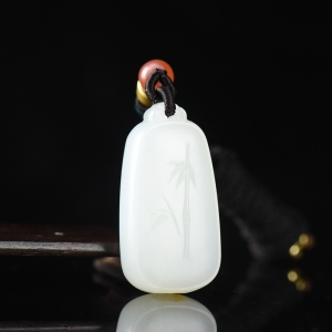 山流水料和田白玉节节高吊坠