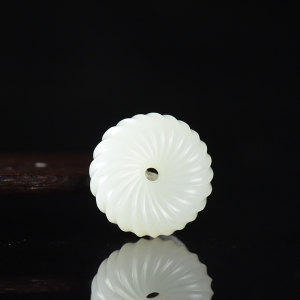 籽料和田白玉平安扣吊坠