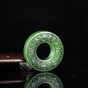 山料和田碧玉仿古纹平安环吊坠