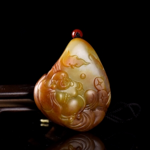 籽料和田玉弥勒佛吊坠