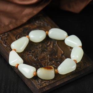 山料和田白玉随形单圈手串