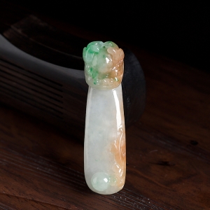 糯冰种黄加绿翡翠望子成龙吊坠