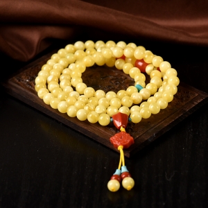7mm白花蜜蜜蜡108佛珠