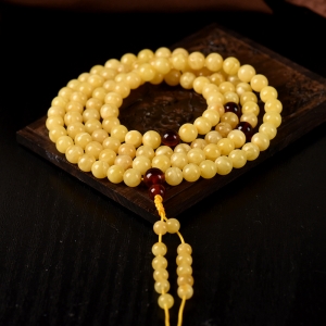 7mm鸡油黄蜜蜡108佛珠