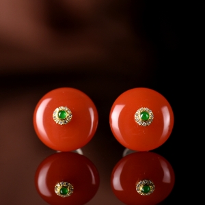 18K樱桃红南红耳钉