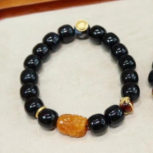 山料和田墨玉老形珠单圈手串