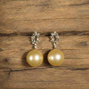 18K海水金色珍珠耳坠