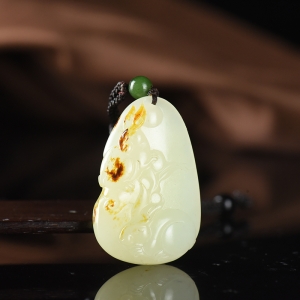 籽料和田白玉兔子吊坠