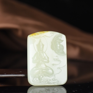 籽料和田白玉观音吊坠