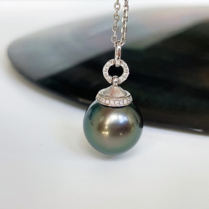 18K海水黑色珍珠吊坠