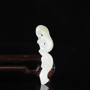 籽料和田白玉如意吊坠