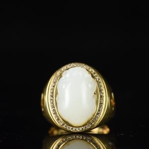 18K籽料和田白玉貔貅戒指