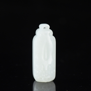 籽料和田白玉守护吊坠