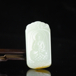 籽料和田白玉大日如来吊坠