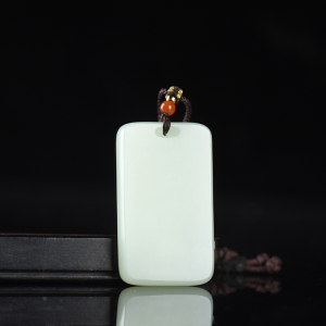 籽料和田白玉无事牌吊坠