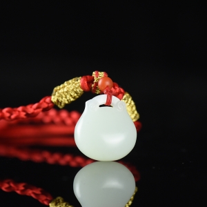 籽料和田白玉平安锁手绳