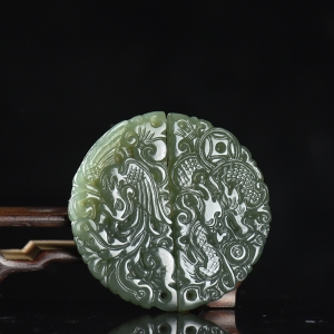 山料和田青玉龙凤吊坠