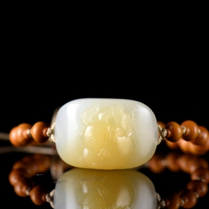 山料和田糖白玉兔宝宝手绳