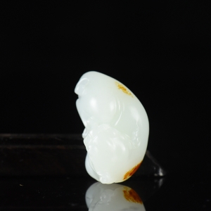 籽料和田白玉貔貅吊坠