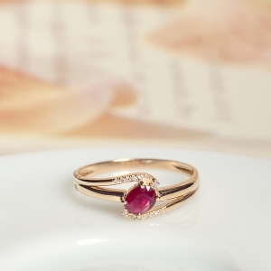 18K鸽血红红宝石戒指