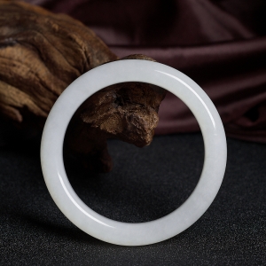 58mm山料和田白玉平安镯