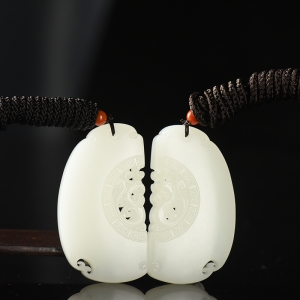 籽料和田白玉龙凤吊坠（二件）