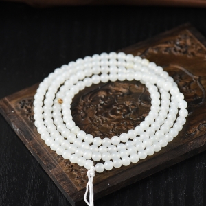 4mm籽料和田白玉多圈手串